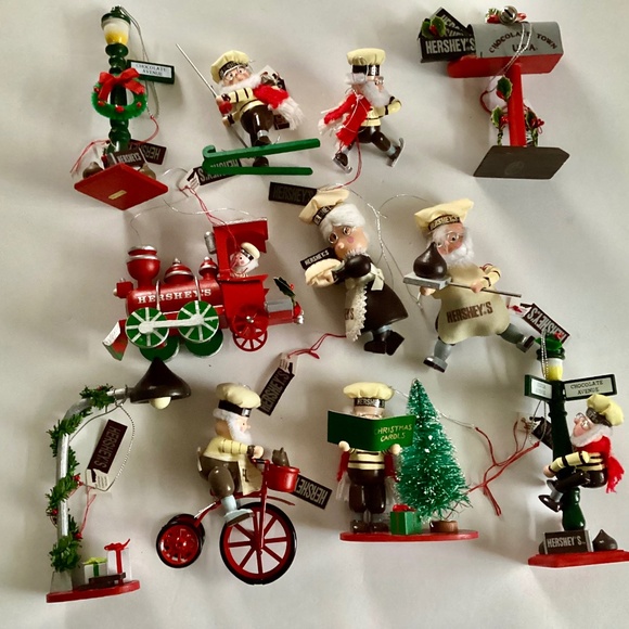 Lot of Kurt Adler 11 Hershey’s Wooden Elf Ornaments - Picture 1 of 8